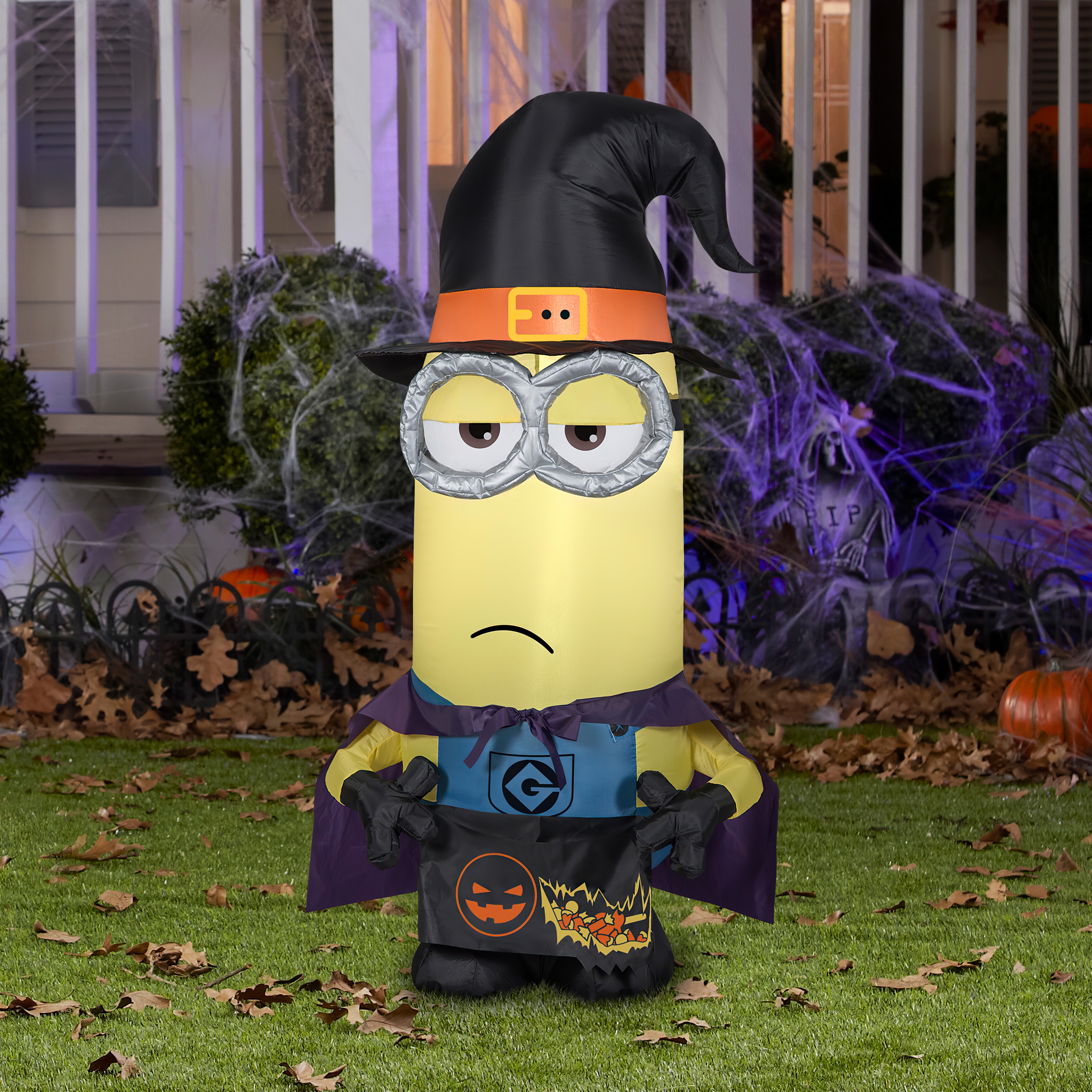 Gemmy Lighted Universal Pictures Despicable Me Minion Kevin Witch Inflatable