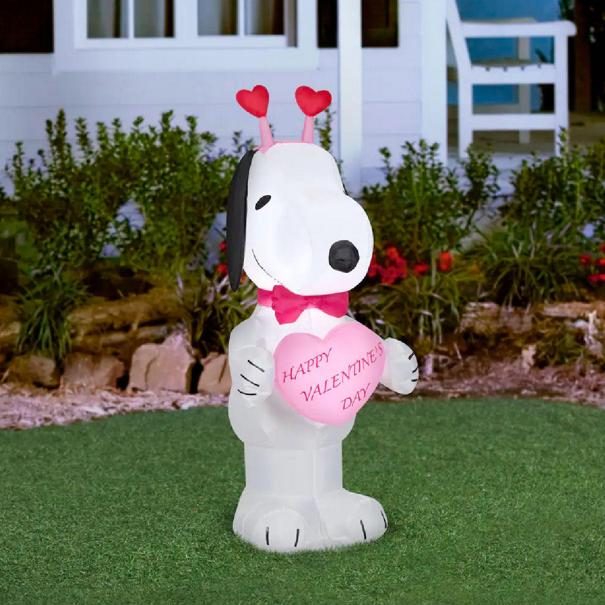 Airblown Valentine's Day 3.5 ft. Inflatable Snoopy Decoration